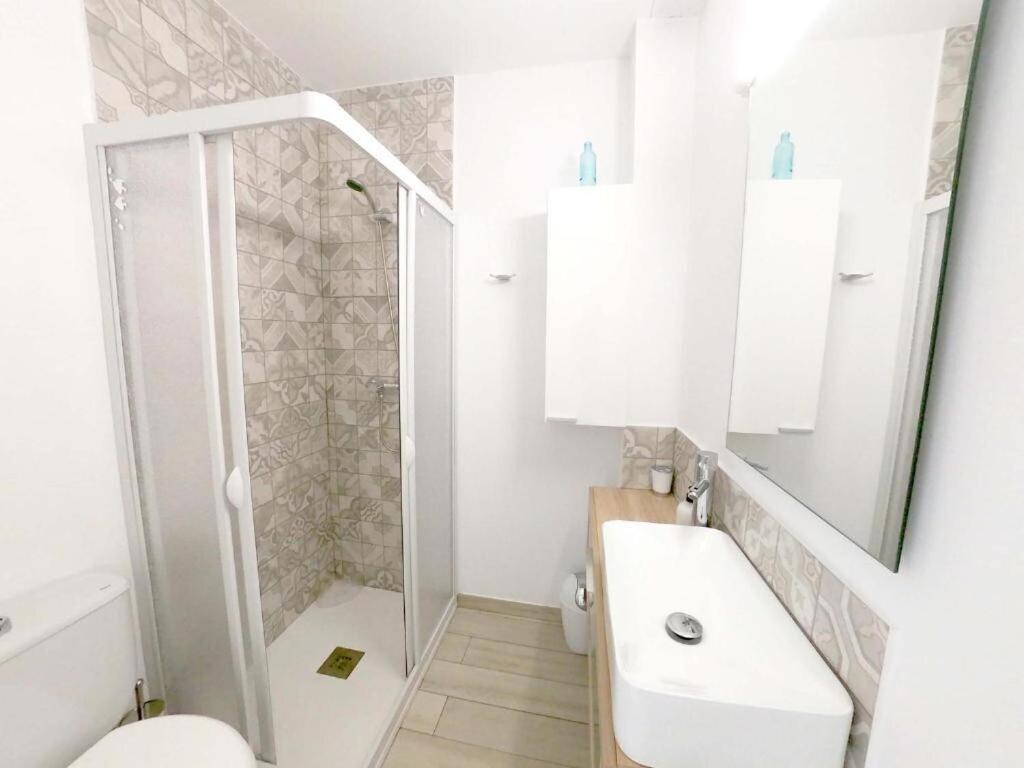 Apartamento ANNVIK - Apartamento cerca de la playa Arenal d'en Castell Exterior foto